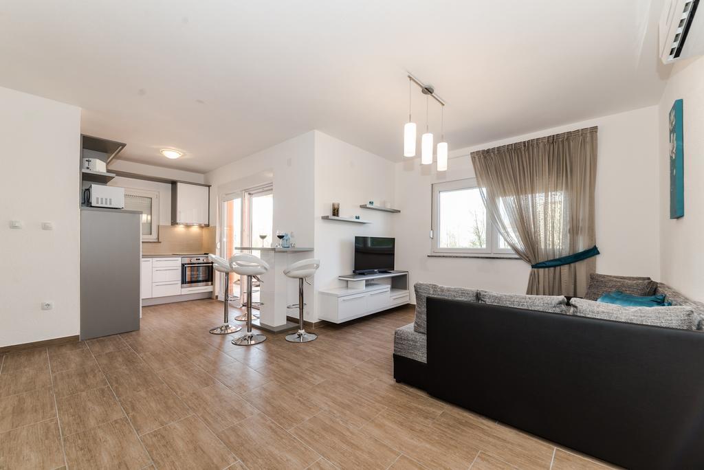 Apartments Kovacevic ヴィル エクステリア 写真